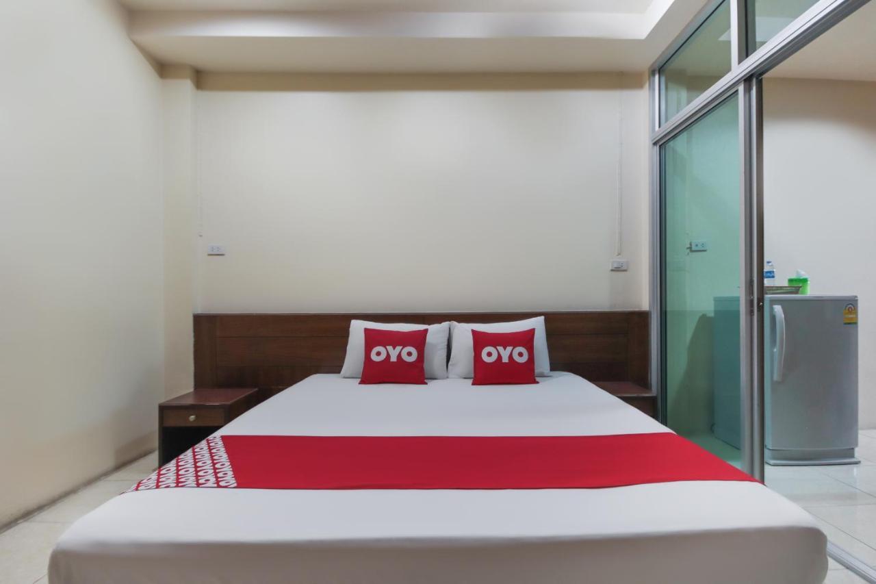 Oyo 889 Baan Sakdidet Hotell Wichit Exteriör bild