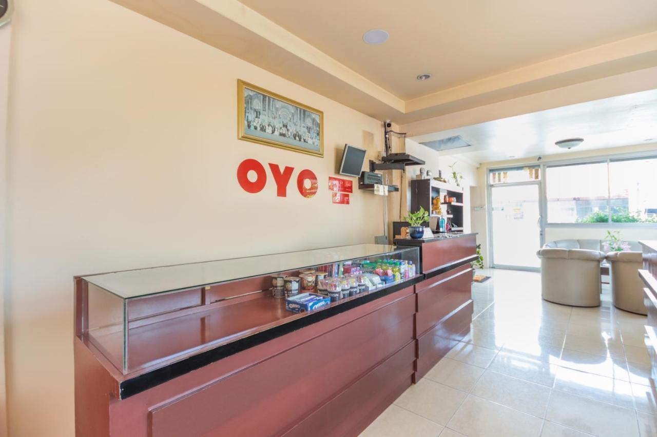 Oyo 889 Baan Sakdidet Hotell Wichit Exteriör bild